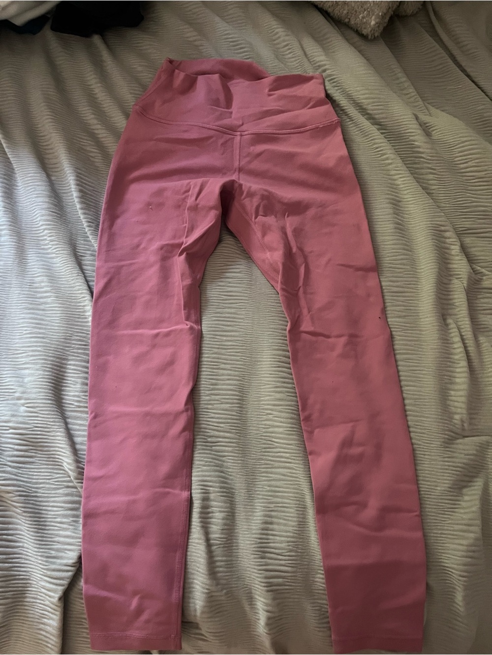 Aritzia Golden Butter Pink  Leggings